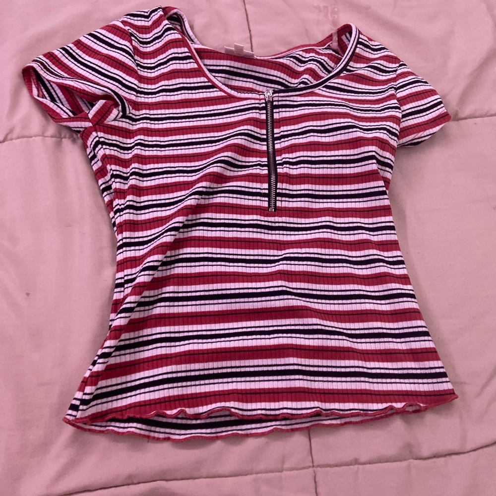 Women’s Stripped Tee
